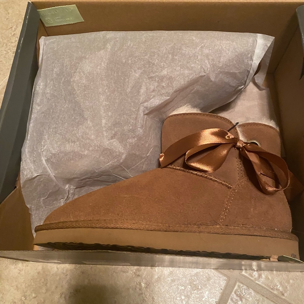 Pawz by bearpaw